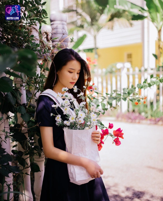  Yi Tuo Fei-Hot51live