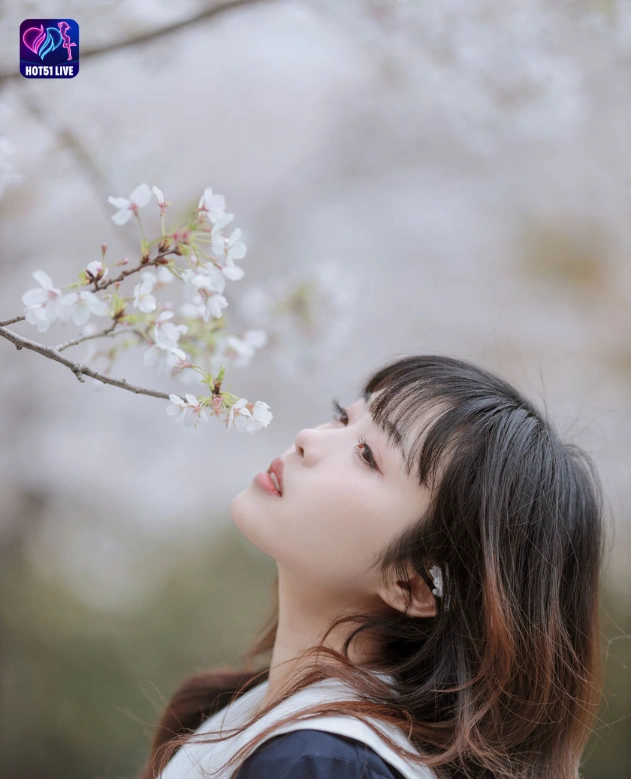 Wei Ren Er-Hot51live